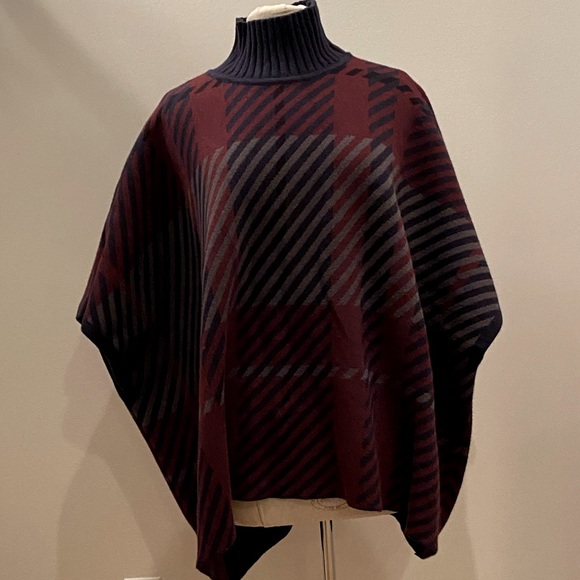 Ann Taylor Womens Cape Turtleneck Navy Maroon and Gray Plaid / Med / Large - Picture 1 of 8